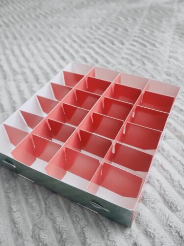 セリアアドベントカレンダーを組み立てた