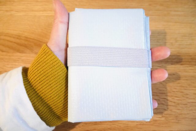 セリア　コンパクトレジャーシート